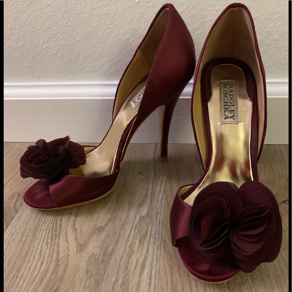 Badgley Mischka Randall satin heels